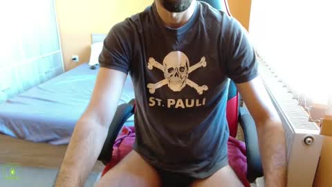 Snapshot of scotty_98 chatting on 02.08.25 scotty_98 online show from 02.08.25