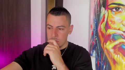 Snapshot of scotty_music chatting on 05.01.26 Ricardo online show from 05.01.26