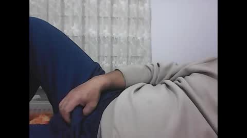 Snapshot of screw2 chatting on 12.10.24 Evren online show from 12.10.24