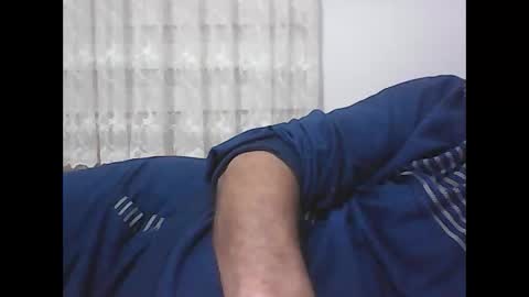 Snapshot of screw2 chatting on 12.17.24 Evren online show from 12.17.24