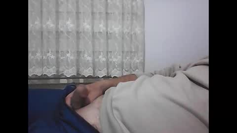 Snapshot of screw2 chatting on 01.02.25 Evren online show from 01.02.25