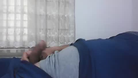 Snapshot of screw2 chatting on 01.19.25 Evren online show from 01.19.25