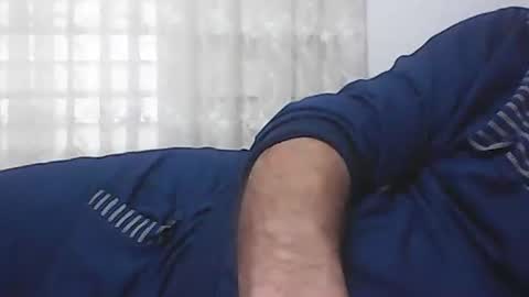 Snapshot of screw2 chatting on 01.19.25 Evren online show from 01.19.25