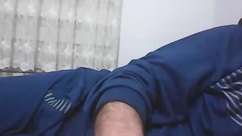 Snapshot of screw2 chatting on 01.27.25 Evren online show from 01.27.25