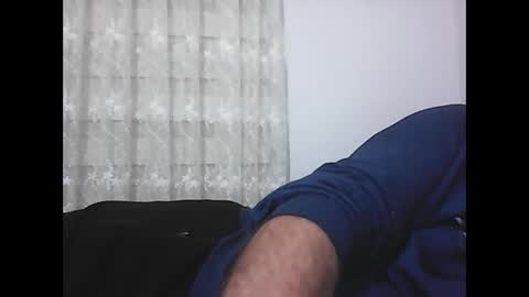 Snapshot of screw2 chatting on 02.06.25 Evren online show from 02.06.25