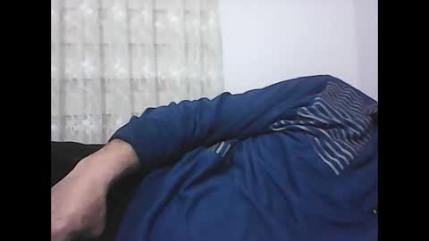 Snapshot of screw2 chatting on 02.10.25 Evren online show from 02.10.25