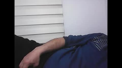 Snapshot of screw2 chatting on 02.12.25 Evren online show from 02.12.25