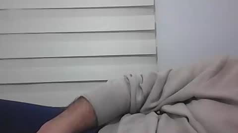 Snapshot of screw2 chatting on 02.17.25 Evren online show from 02.17.25