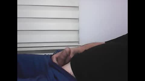 Snapshot of screw2 chatting on 02.18.25 Evren online show from 02.18.25