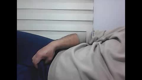 Snapshot of screw2 chatting on 02.19.25 Evren online show from 02.19.25