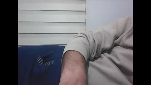 Snapshot of screw2 chatting on 02.20.25 Evren online show from 02.20.25