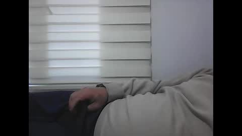 Snapshot of screw2 chatting on 02.22.25 Evren online show from 02.22.25