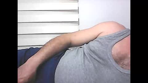 Snapshot of screw2 chatting on 03.11.25 Evren online show from 03.11.25