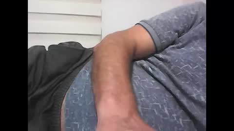 Snapshot of screw2 chatting on 10.15.25 Evren online show from 10.15.25