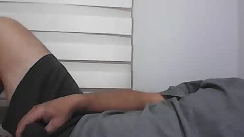 Snapshot of screw2 chatting on 11.05.25 Evren online show from 11.05.25