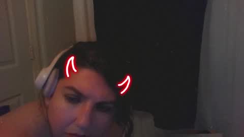 Danni online show from 10.13.25