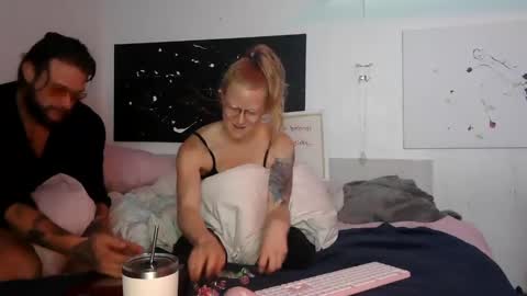 Sdicky Unicorns online show from 09.22.25