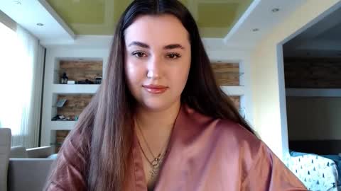 Elizabeth  online show from 02.04.25