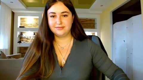 Elizabeth  online show from 10.02.25