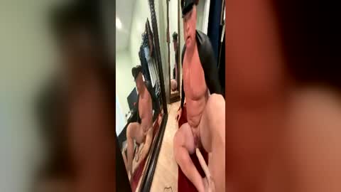Snapshot of seanneedstocum chatting on 06.18.26 seanneedstocum online show from 06.18.26