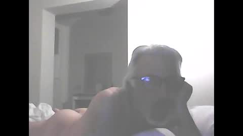 Snapshot of seantheflyer chatting on 09.10.25 seantheflyer online show from 09.10.25