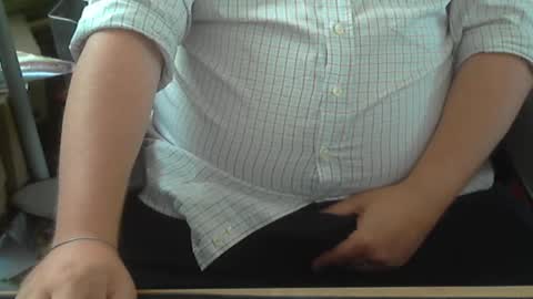 Snapshot of seathrough chatting on 09.09.25 Falco J online show from 09.09.25