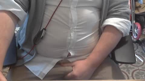 Snapshot of seathrough chatting on 12.04.25 Falco J online show from 12.04.25