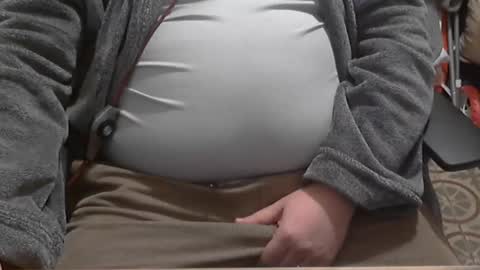 Snapshot of seathrough chatting on 12.16.25 Falco J online show from 12.16.25