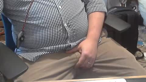 Snapshot of seathrough chatting on 01.13.26 Falco J online show from 01.13.26