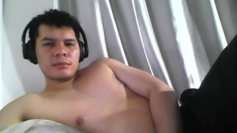 Snapshot of seb5759 chatting on 04.19.26 seb5759 online show from 04.19.26