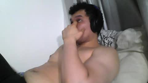 Snapshot of seb5759 chatting on 05.12.26 seb5759 online show from 05.12.26