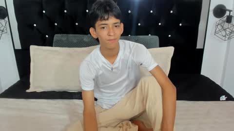 Sebastian Alvarez online show from 10.15.25