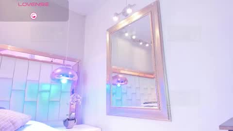 Snapshot of sebas_collins_ chatting on 02.19.26 sebas_collins_ online show from 02.19.26