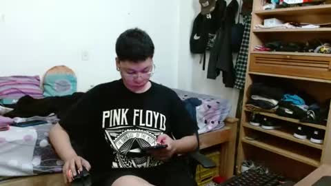 Sebas online show from 02.05.25