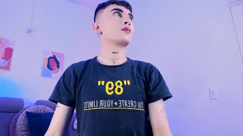 Snapshot of sebastianhilton chatting on 04.22.26 . INDEPENDENT MODEL online show from 04.22.26