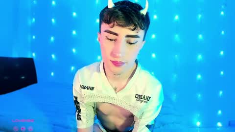 Snapshot of sebastianhilton chatting on 06.02.26 . INDEPENDENT MODEL online show from 06.02.26