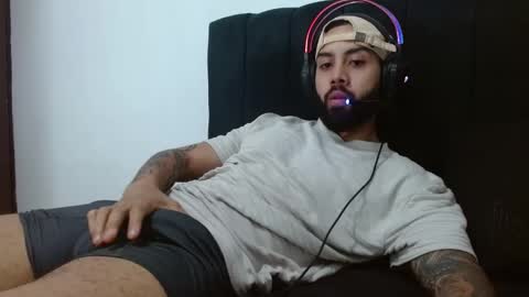 Snapshot of sebastiano_97 chatting on 12.14.24 Sebastiano online show from 12.14.24