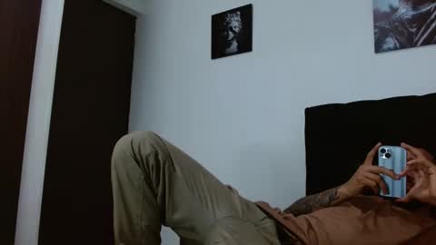 Snapshot of sebastiano_97 chatting on 12.23.24 Sebastiano online show from 12.23.24