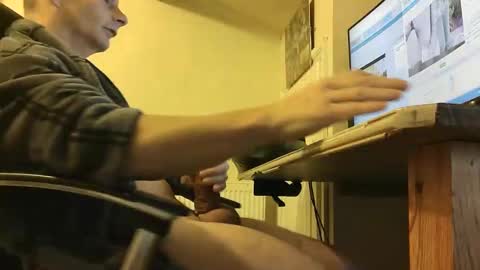 sebastianspalding450 online show from 11.14.25