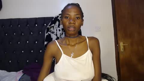 sebatrishaa online show from 11.20.25