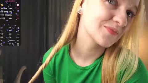 Rina online show from 09.26.25