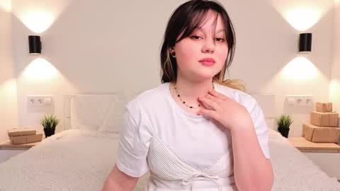 sebrinavisage online show from 03.26.26