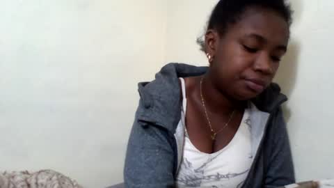 Snapshot of secil3274 chatting on 06.21.26 secil3274 online show from 06.21.26