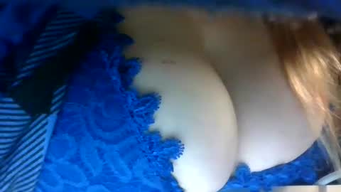 Sunny online show from 12.14.25