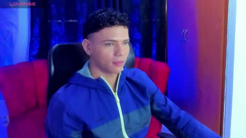 Snapshot of secret_justin chatting on 11.25.25 JUSTIN online show from 11.25.25