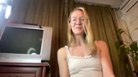 Snapshot of secretcandy222 chatting on 01.12.25 secretcandy222 online show from 01.12.25