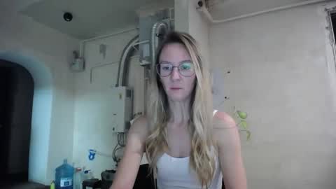 Snapshot of secretcandy222 chatting on 12.19.25 secretcandy222 online show from 12.19.25