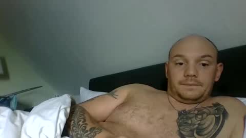 Snapshot of secretcplg chatting on 12.18.24 Simon online show from 12.18.24