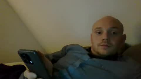 Snapshot of secretcplg chatting on 12.31.24 Simon online show from 12.31.24