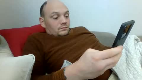 Snapshot of secretcplg chatting on 01.01.25 Simon online show from 01.01.25